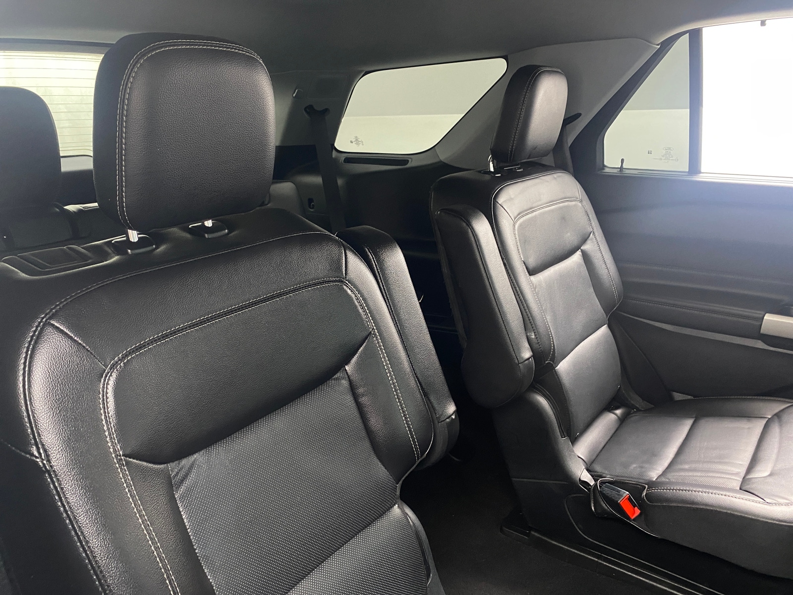 Thumbnail: 2022 Ford Explorer - 5