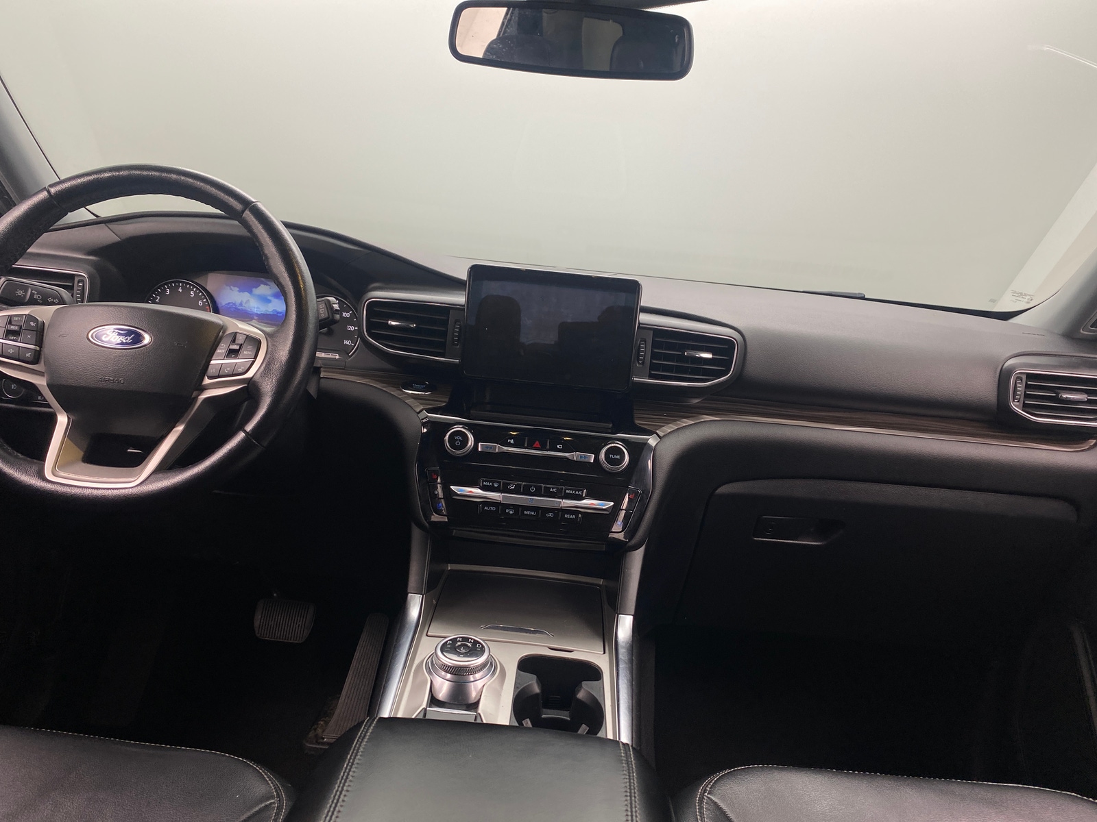 Thumbnail: 2022 Ford Explorer - 2