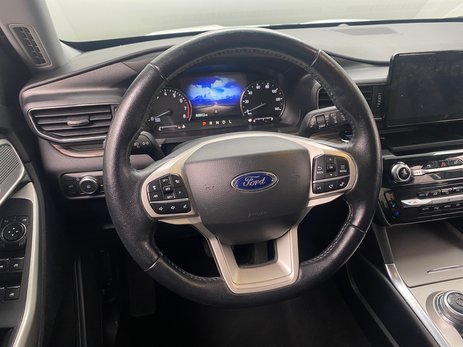 Thumbnail: 2022 Ford Explorer - 4