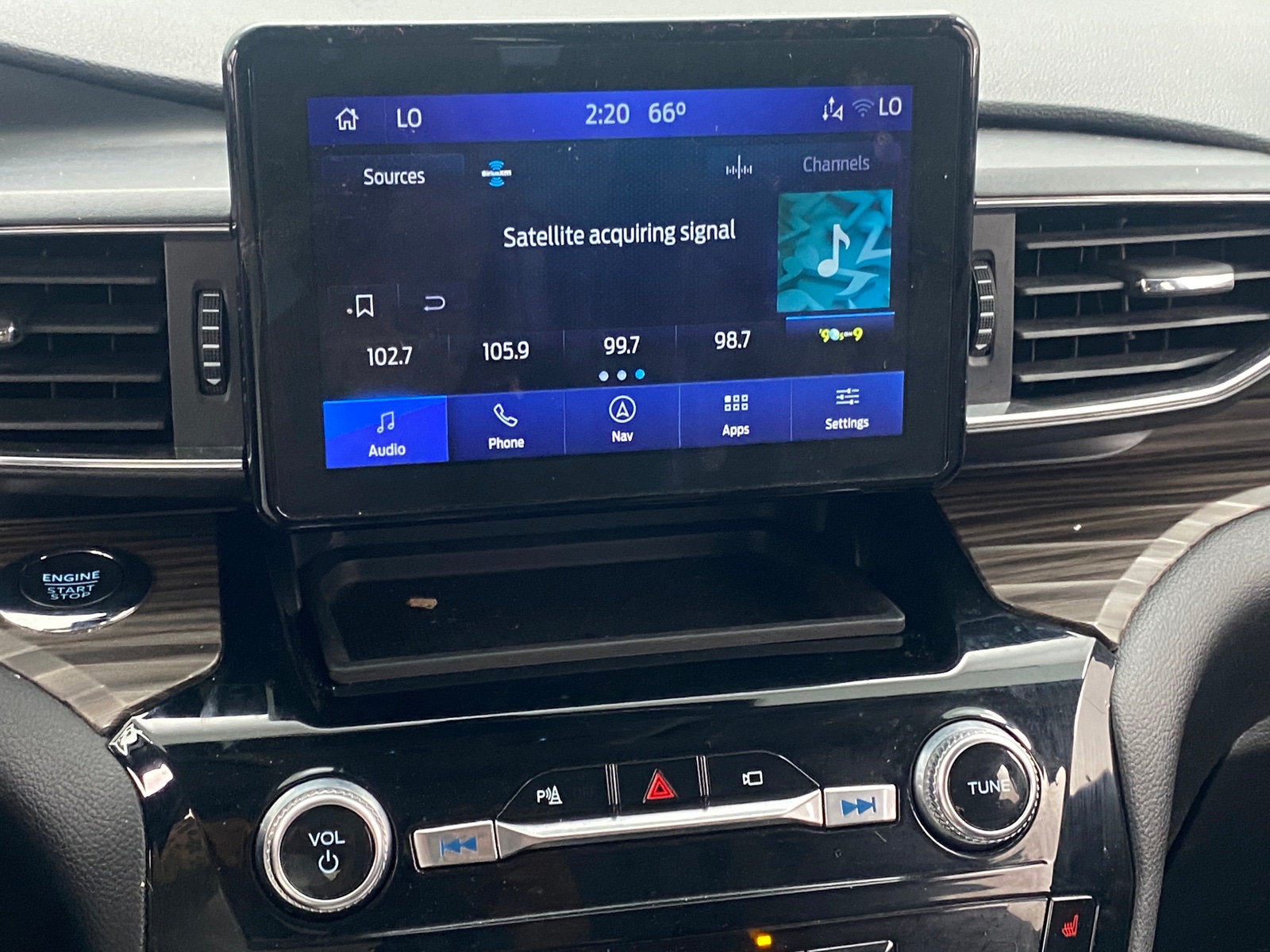 Thumbnail: 2022 Ford Explorer - 3