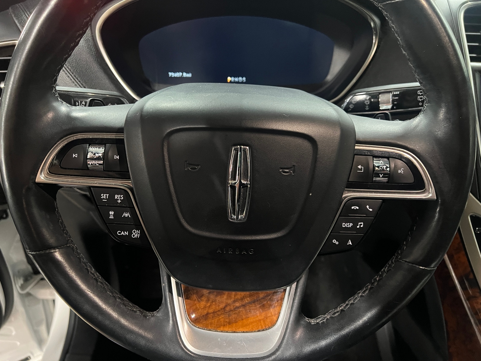 Thumbnail: 2020 Lincoln Nautilus - 4