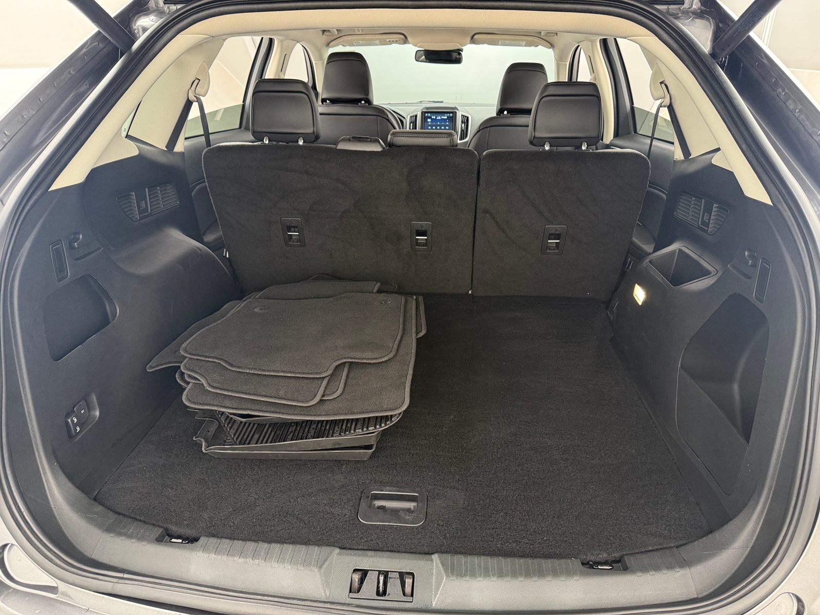 Thumbnail: 2024 Ford Edge - 6