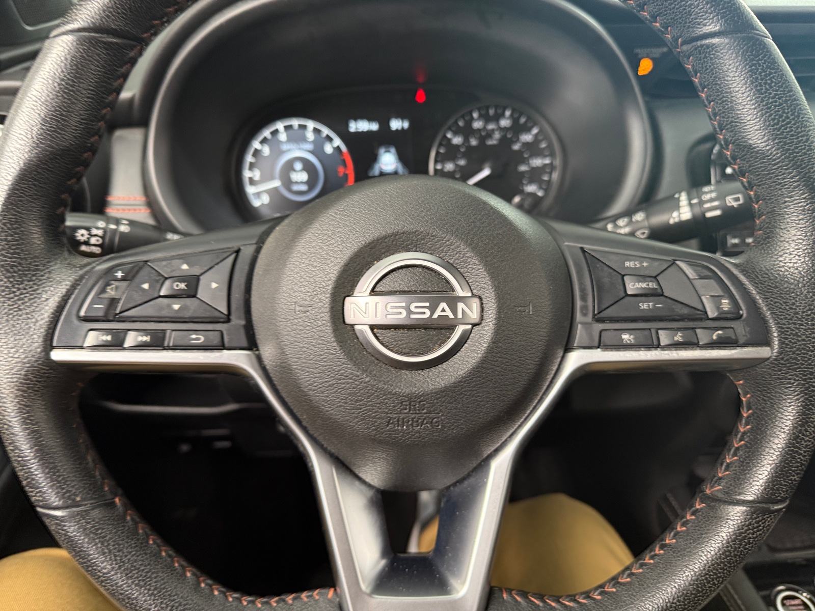 Thumbnail: 2023 Nissan Kicks - 5