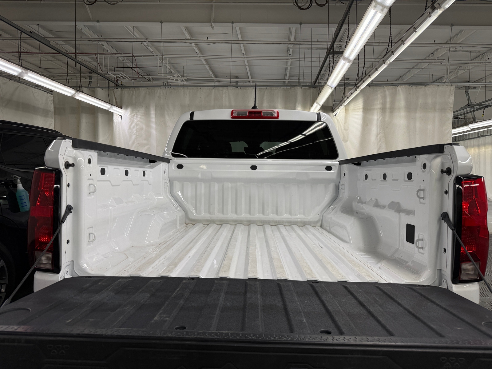 Thumbnail: 2024 Chevrolet Colorado - 7