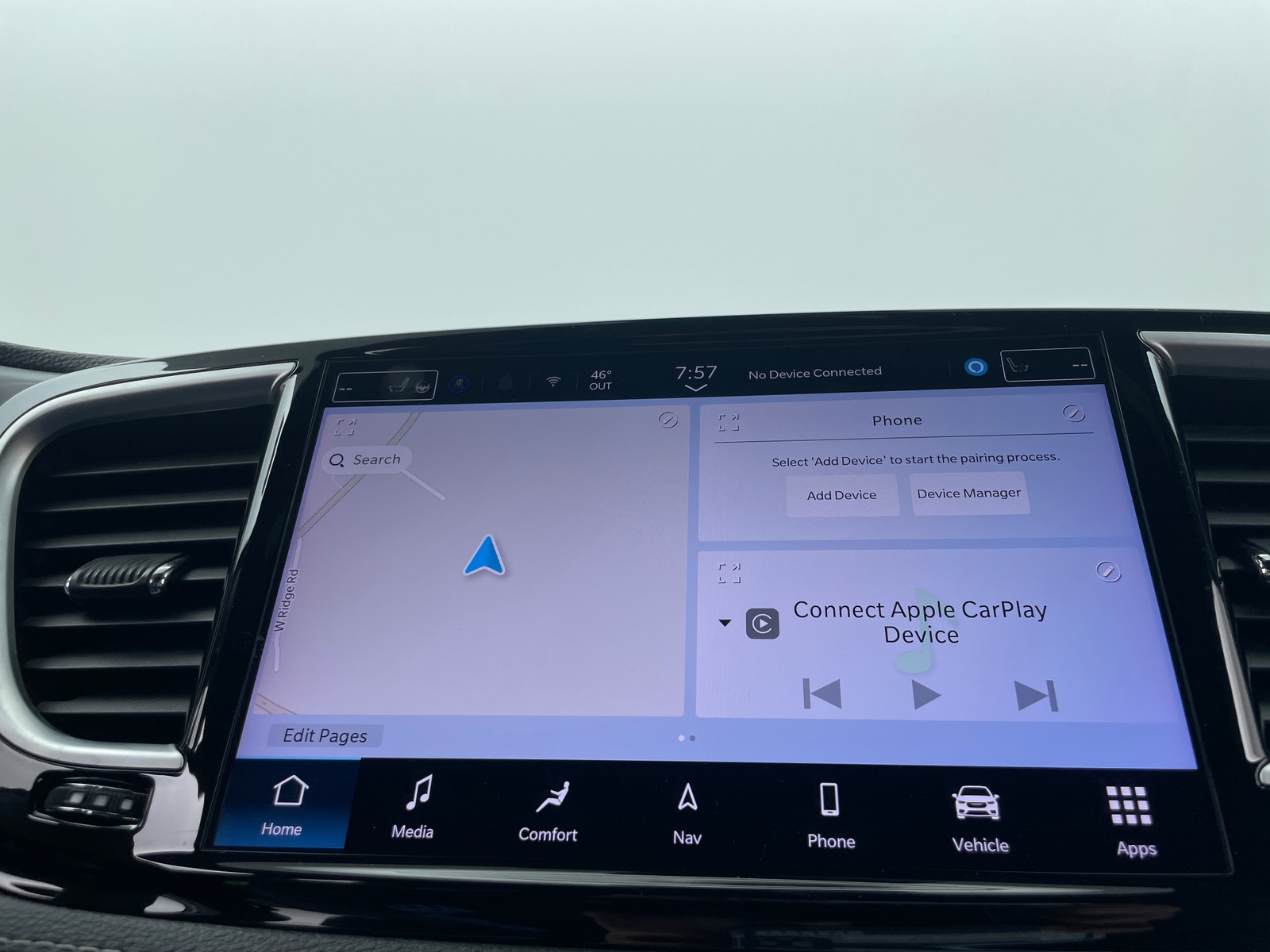 Thumbnail: 2025 Chrysler Pacifica - 3