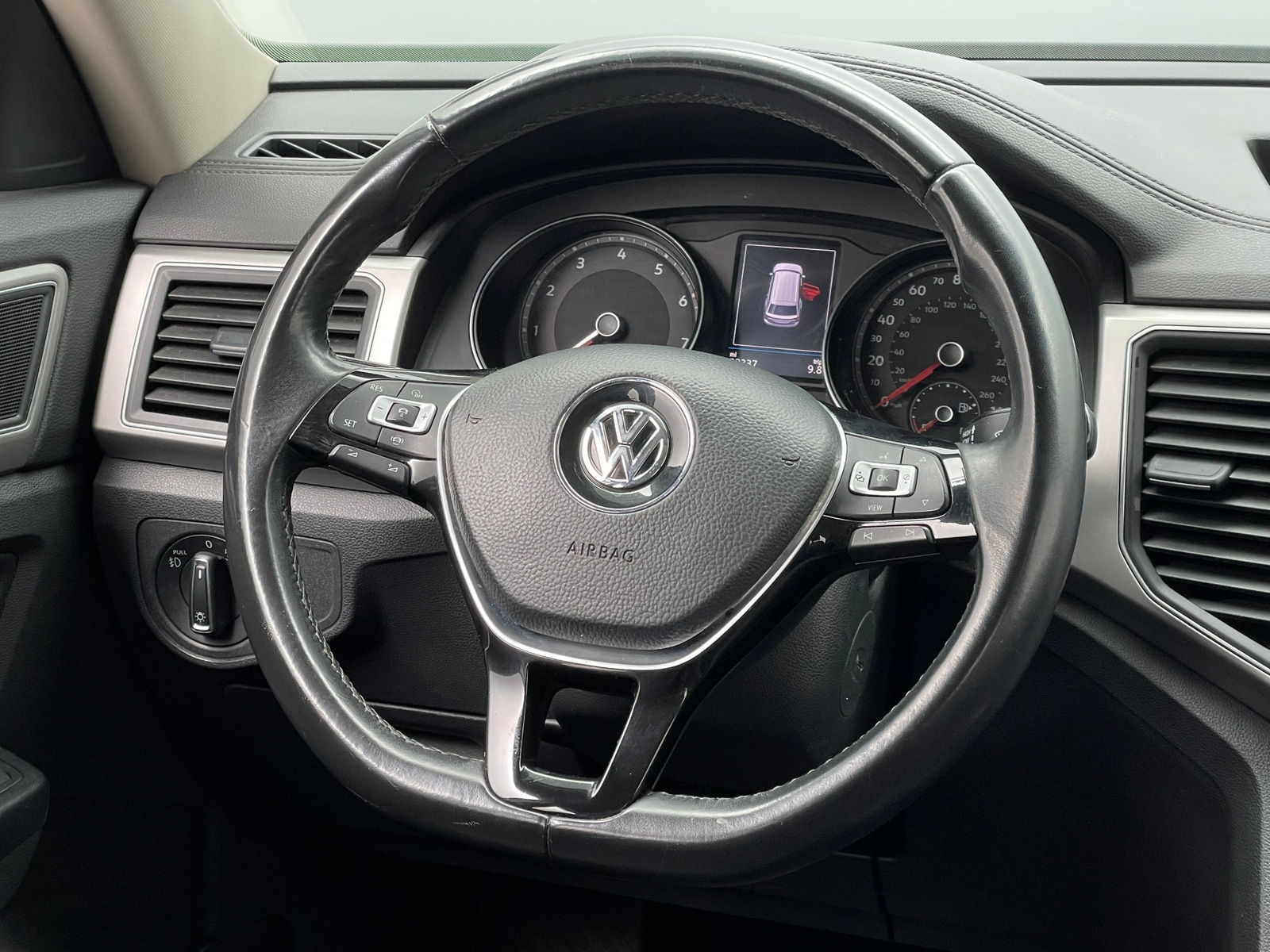 Thumbnail: 2019 Volkswagen Atlas - 4