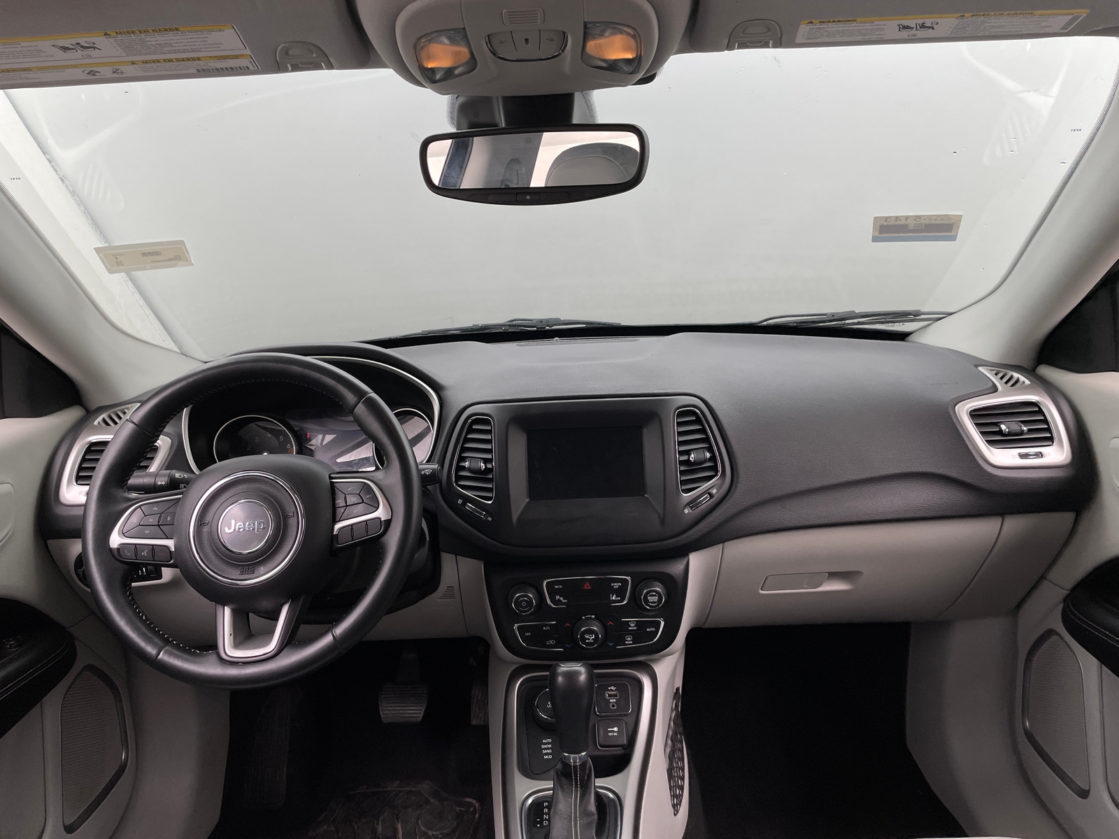 Thumbnail: 2018 Jeep Compass - 3