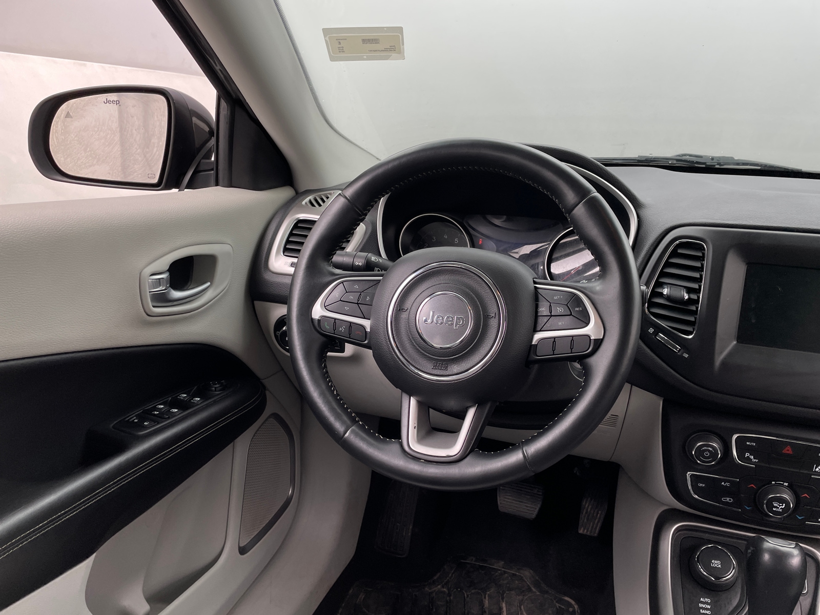 Thumbnail: 2018 Jeep Compass - 5