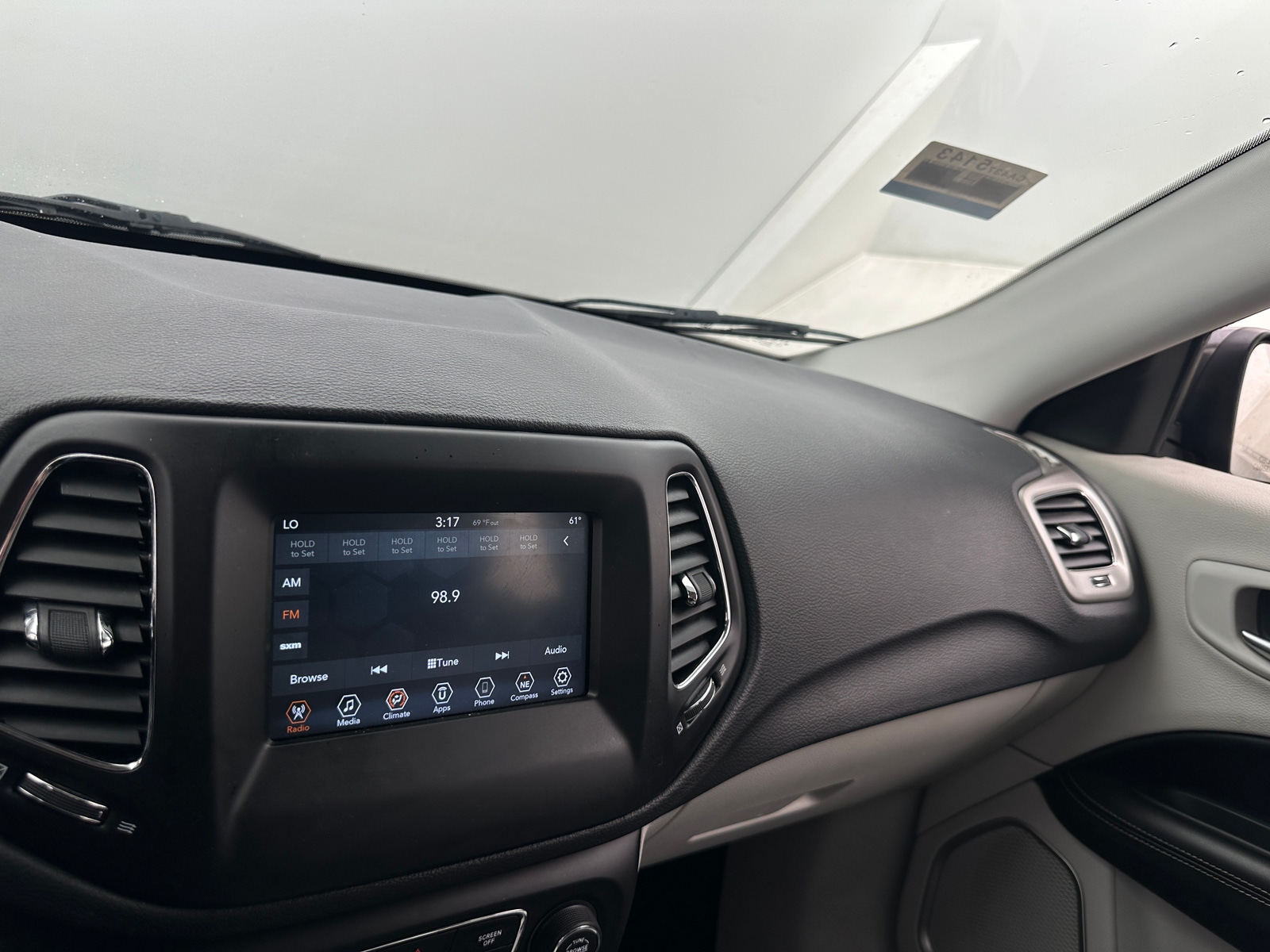 Thumbnail: 2018 Jeep Compass - 4