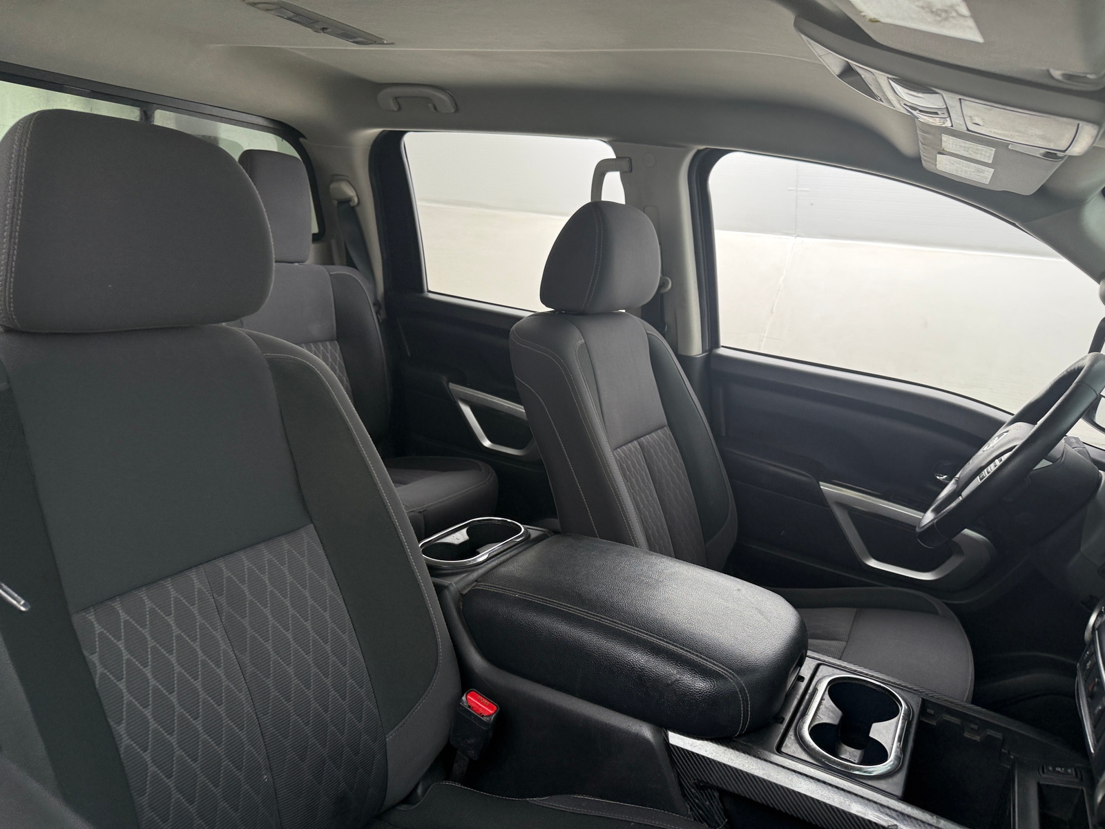 Thumbnail: 2021 Nissan Titan - 2