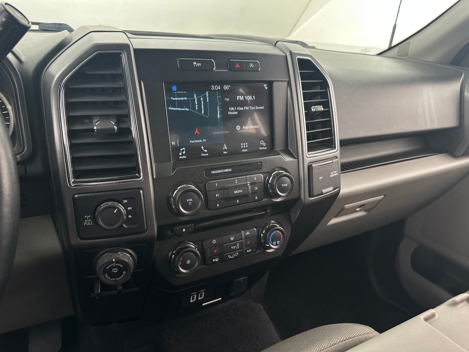 Thumbnail: 2018 Ford Econoline - 4