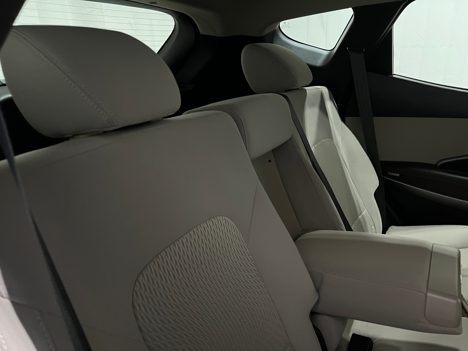 Thumbnail: 2016 Hyundai Santa Fe - 6