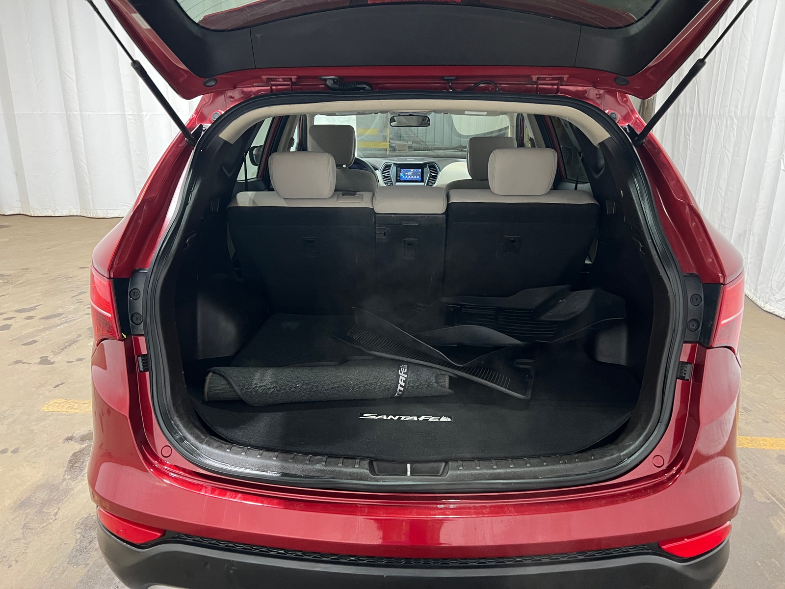 Thumbnail: 2016 Hyundai Santa Fe - 7