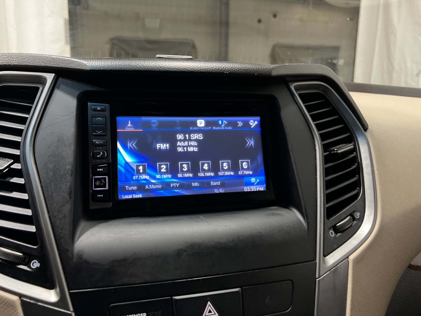 Thumbnail: 2016 Hyundai Santa Fe - 4