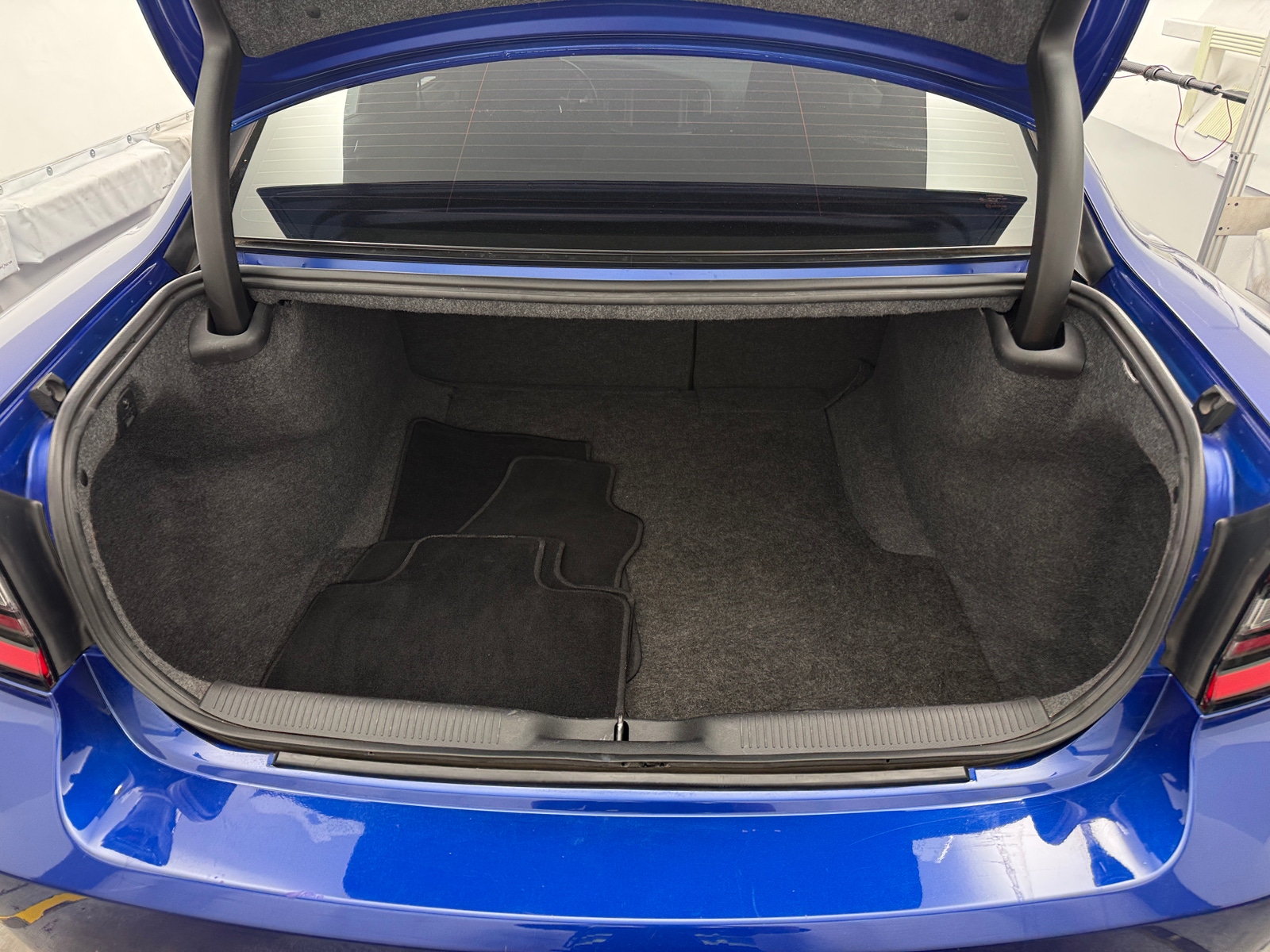 Thumbnail: 2022 Dodge Charger - 7