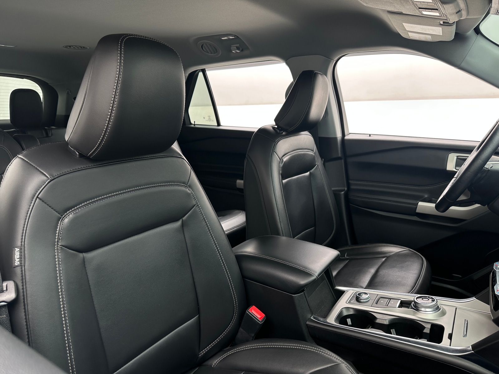 Thumbnail: 2022 Ford Explorer - 2