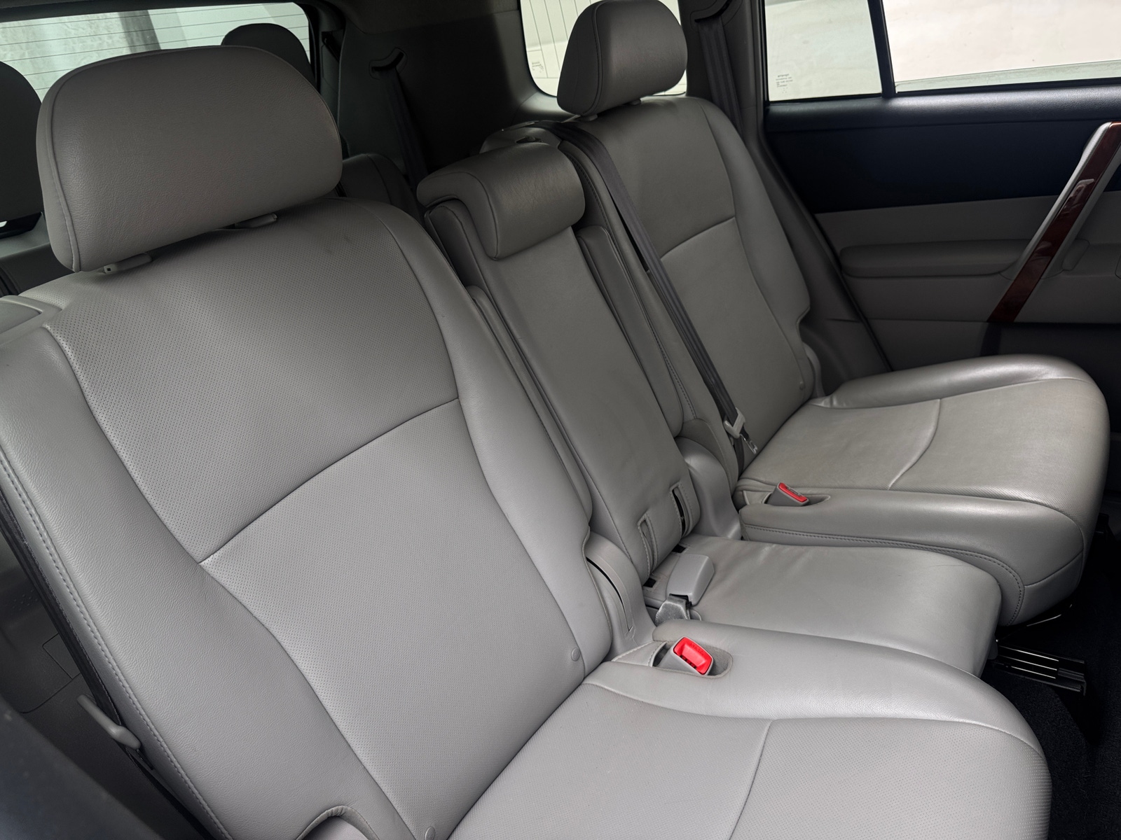 Thumbnail: 2013 Toyota Highlander - 5