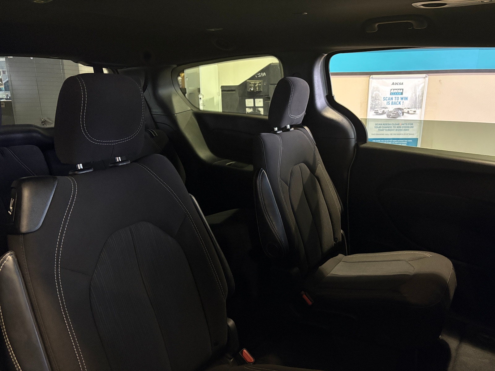 Thumbnail: 2024 Chrysler Pacifica - 6