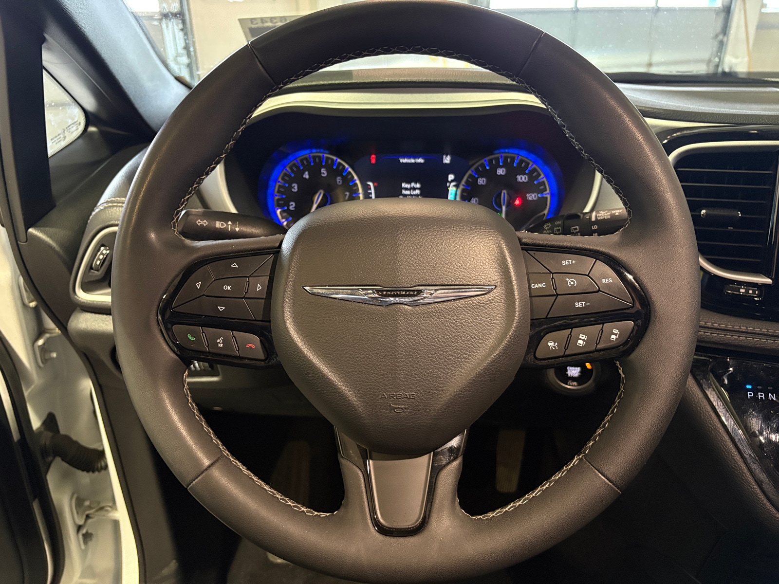 Thumbnail: 2024 Chrysler Pacifica - 5