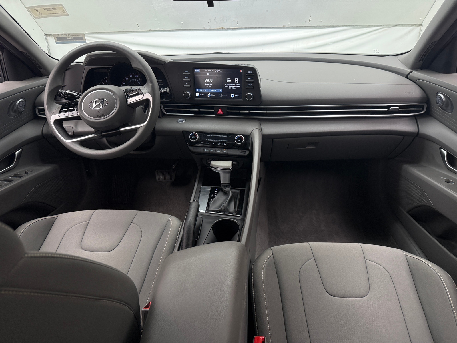 Thumbnail: 2021 Hyundai Elantra - 3