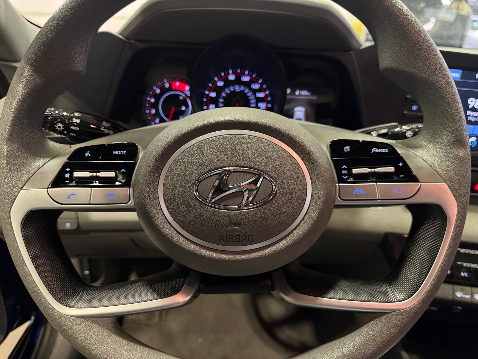 Thumbnail: 2021 Hyundai Elantra - 5