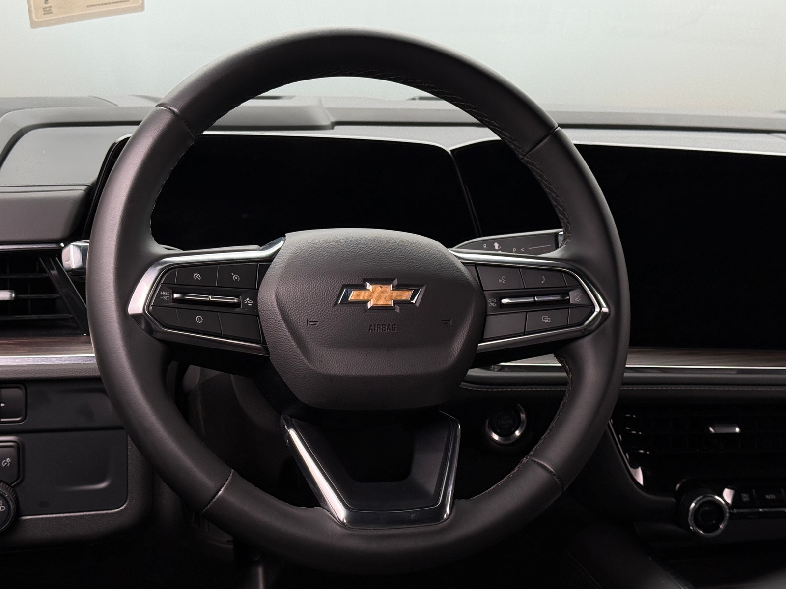 Thumbnail: 2025 Chevrolet Tahoe - 4