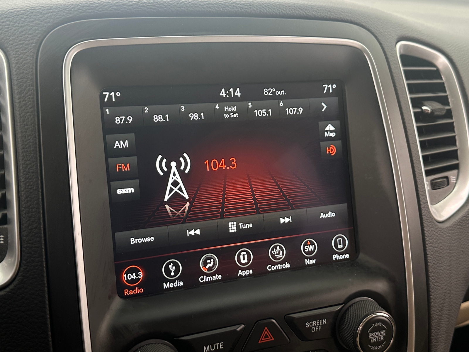 Thumbnail: 2019 Dodge Durango - 3