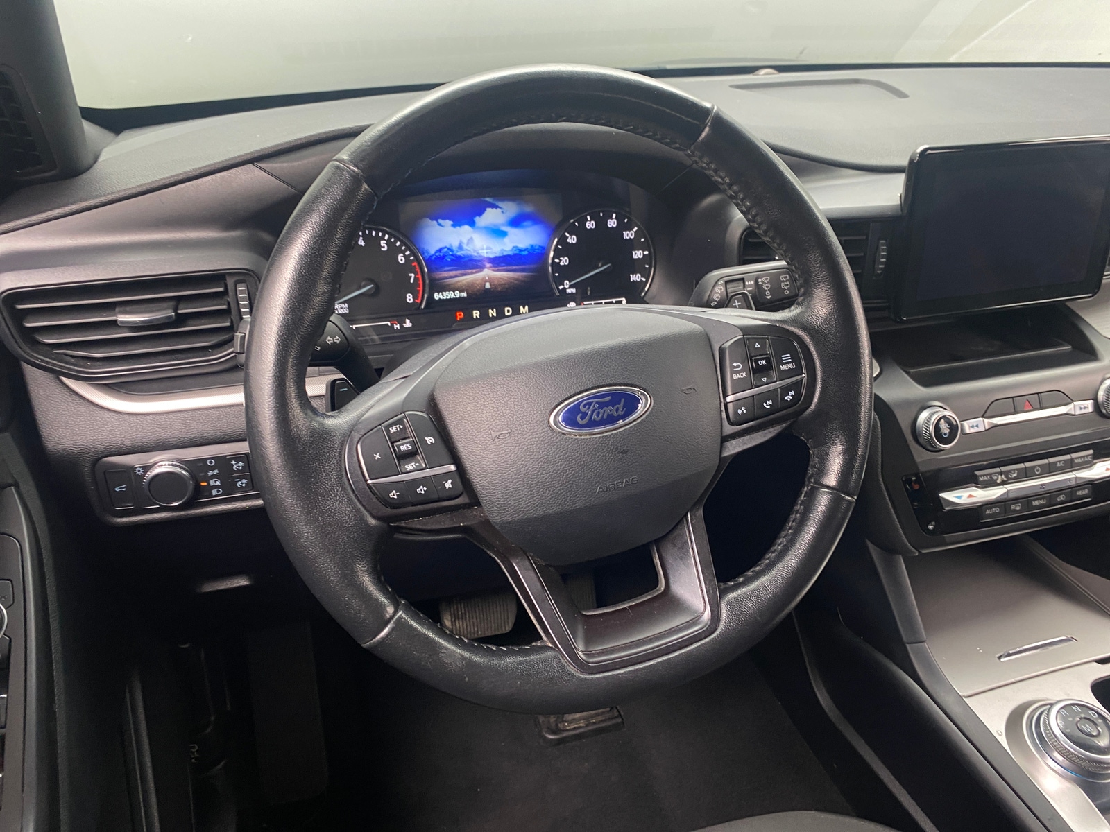 Thumbnail: 2020 Ford Explorer - 5