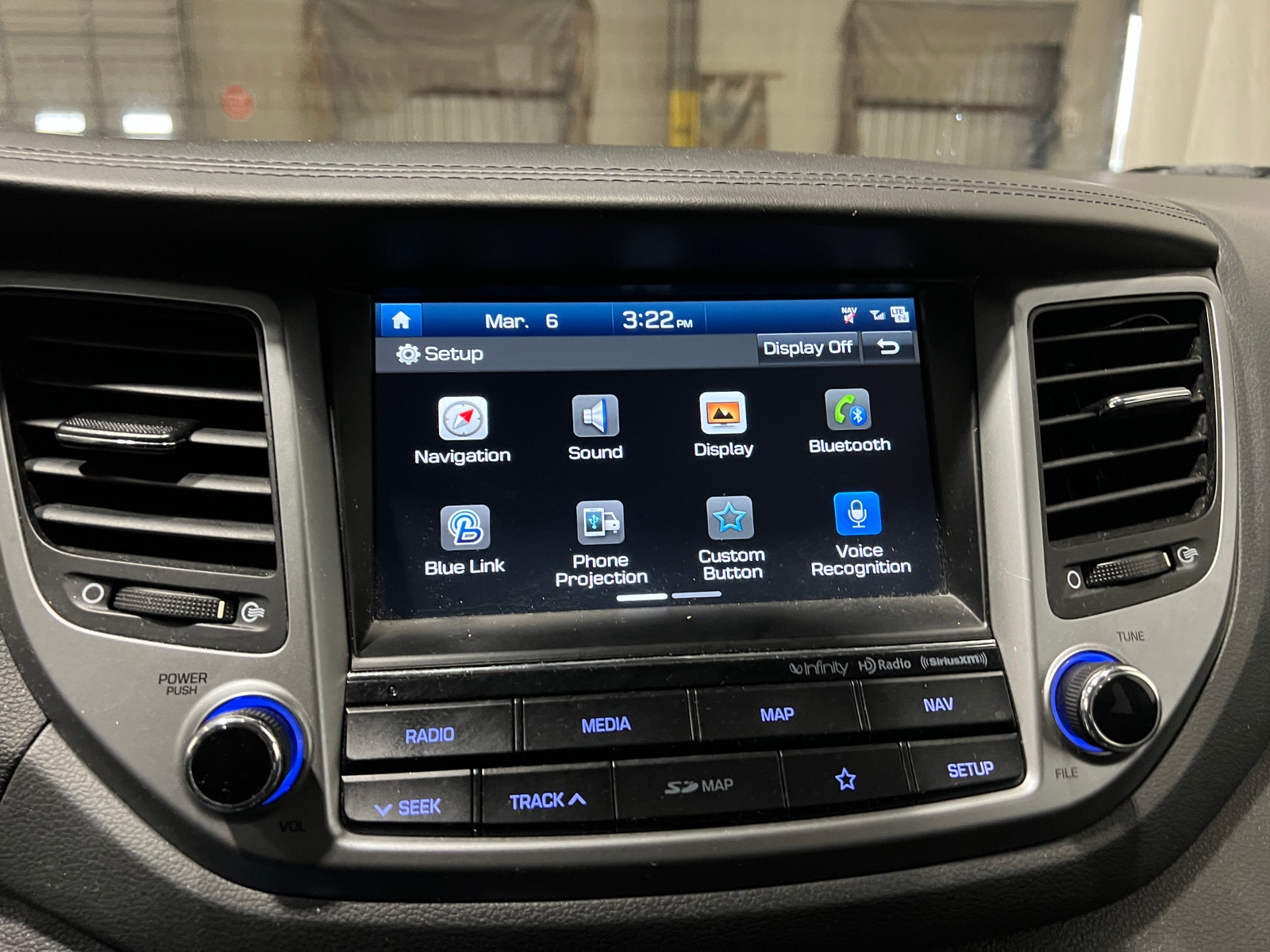 Thumbnail: 2018 Hyundai Tucson - 3