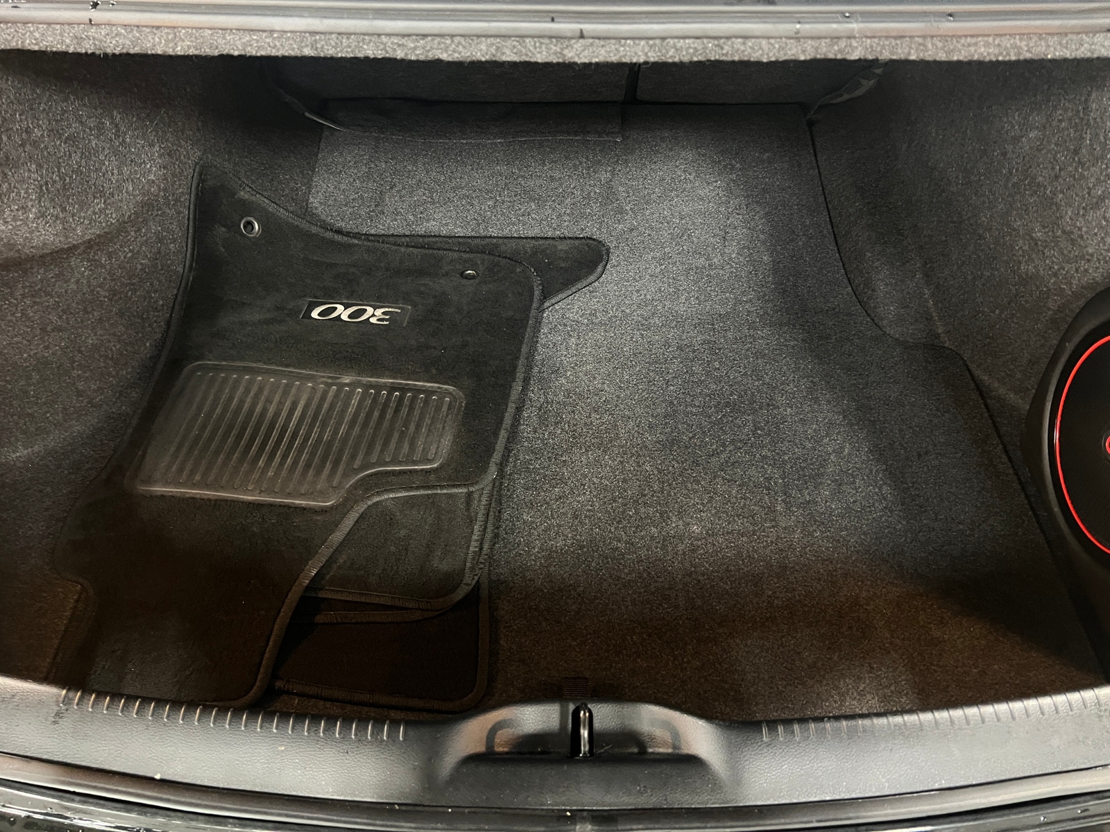 Thumbnail: 2017 Chrysler 300 - 6