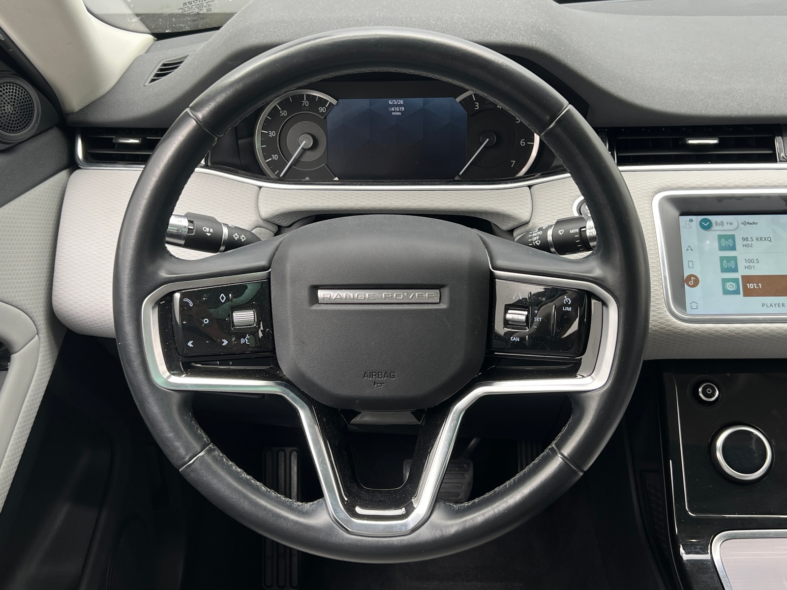 Thumbnail: 2021 Land Rover Range Rover Evoque - 4