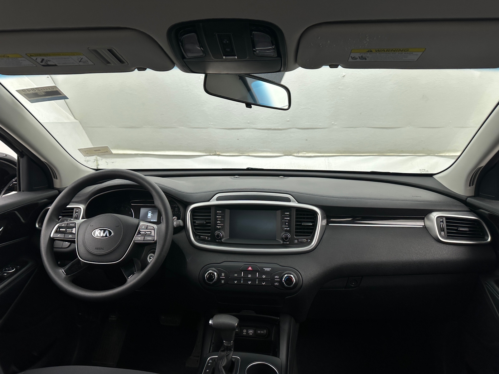 Thumbnail: 2019 Kia Sorento - 3