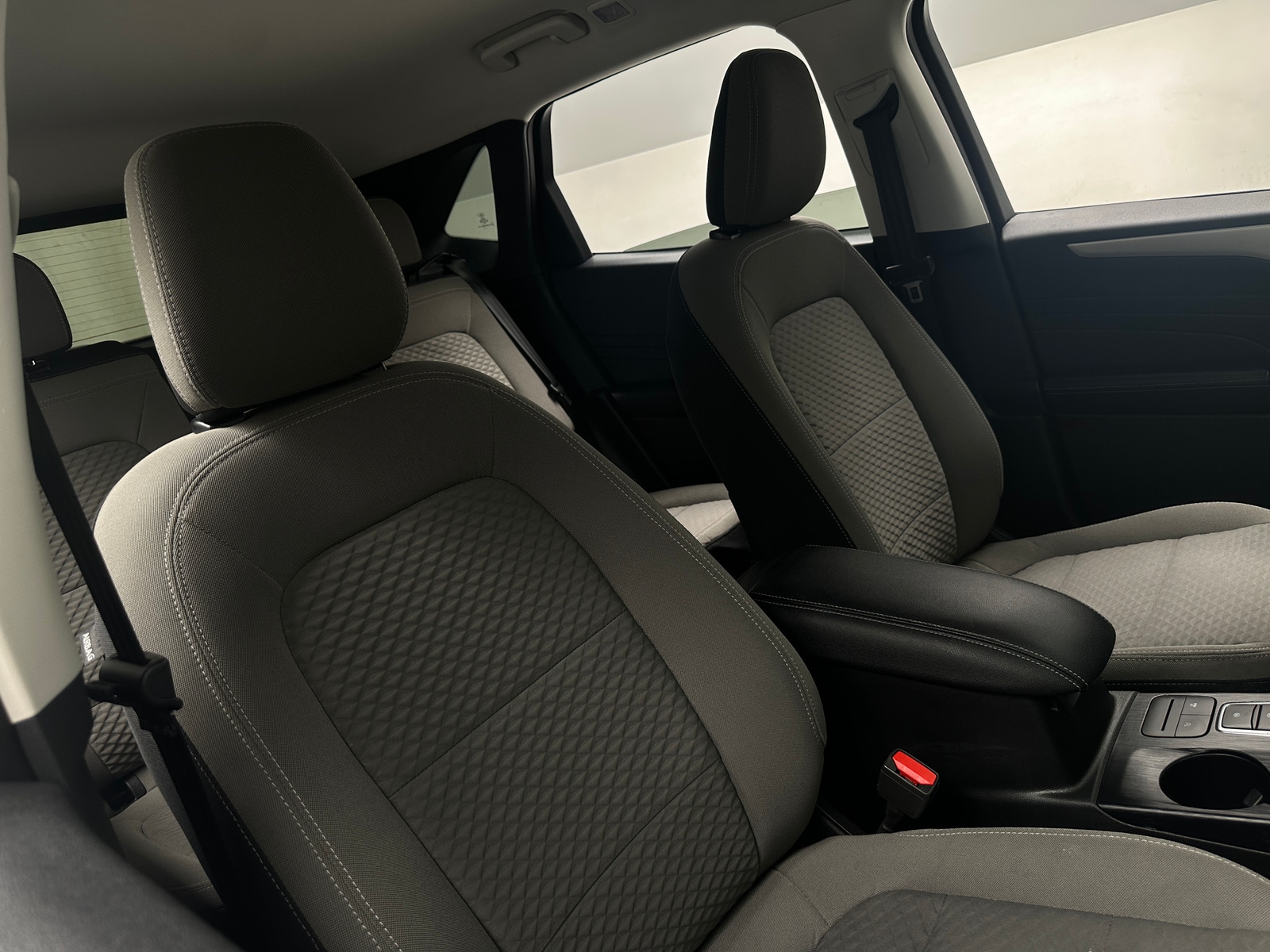 Thumbnail: 2022 Ford Escape - 2