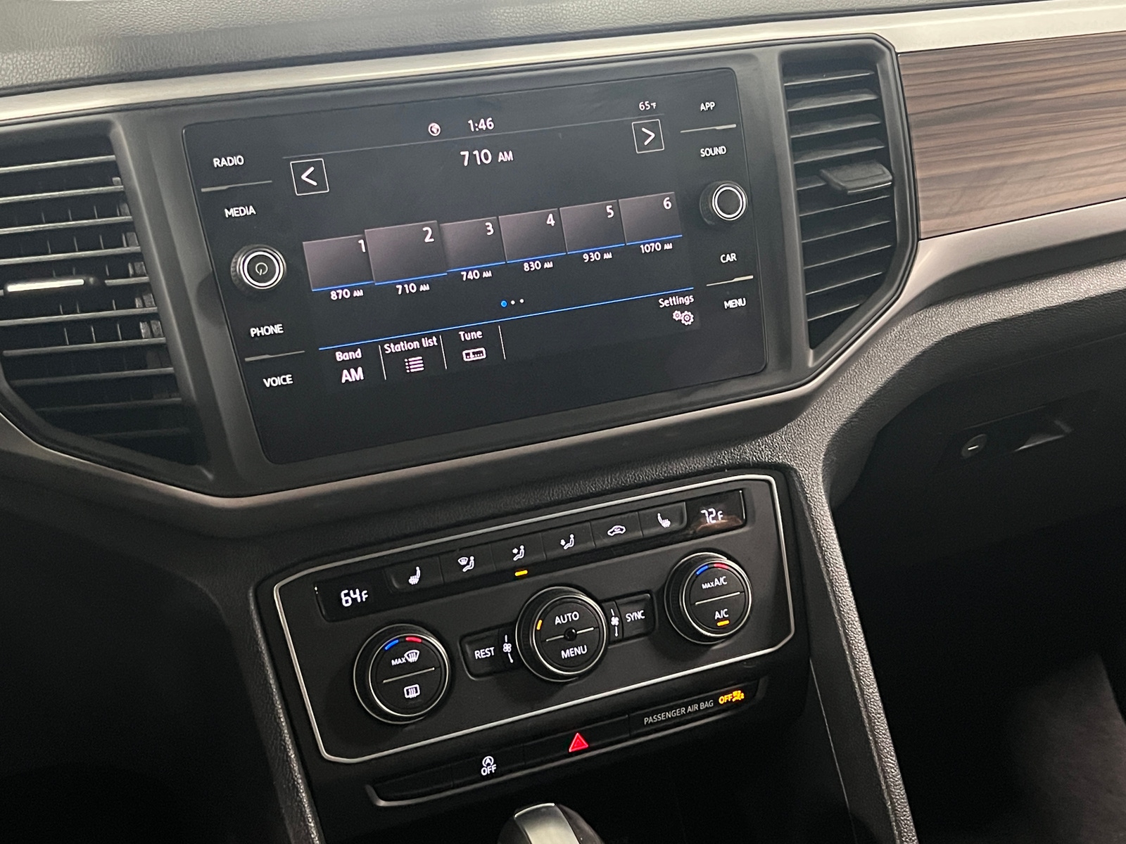 Thumbnail: 2021 Volkswagen Atlas - 3