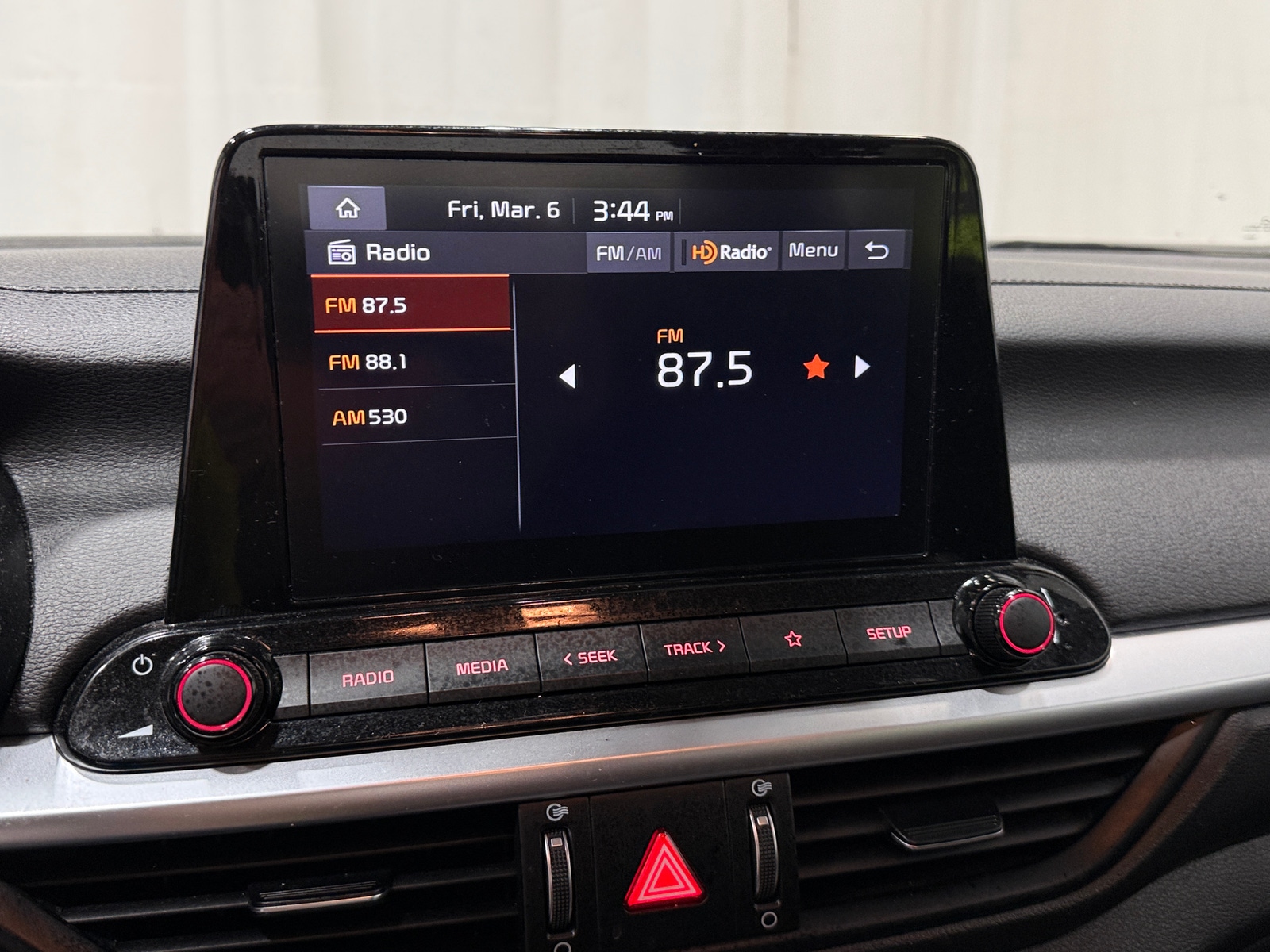 Thumbnail: 2024 Kia Forte - 4