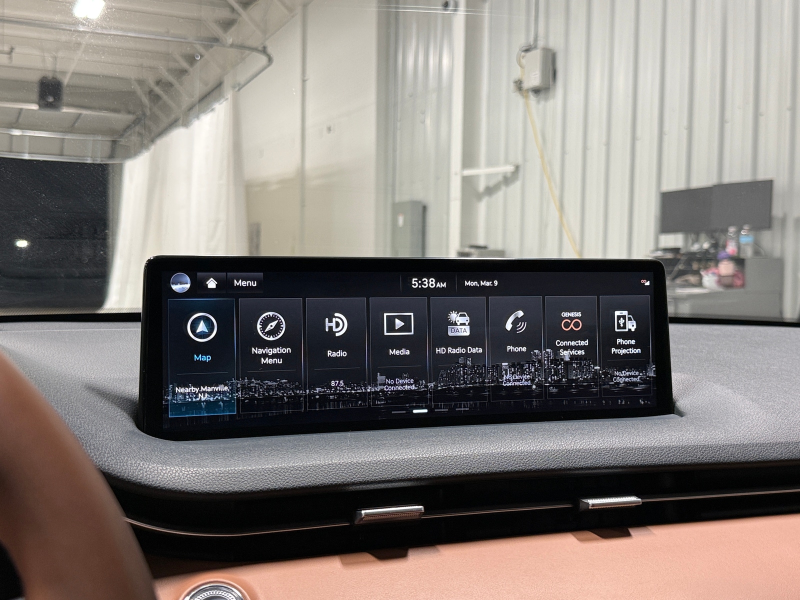 Thumbnail: 2022 Genesis GV70 - 4