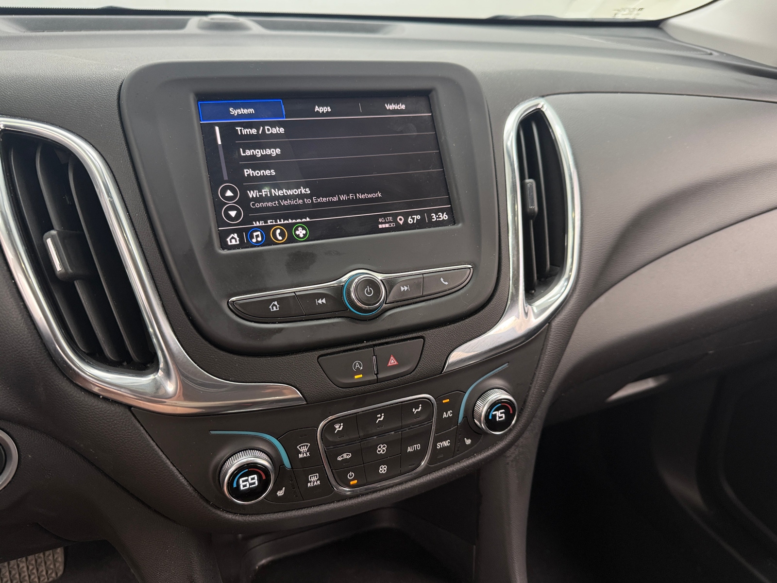 Thumbnail: 2024 Chevrolet Equinox - 4