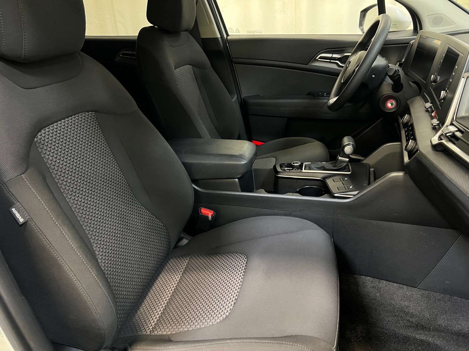 Thumbnail: 2025 Kia Sportage - 2