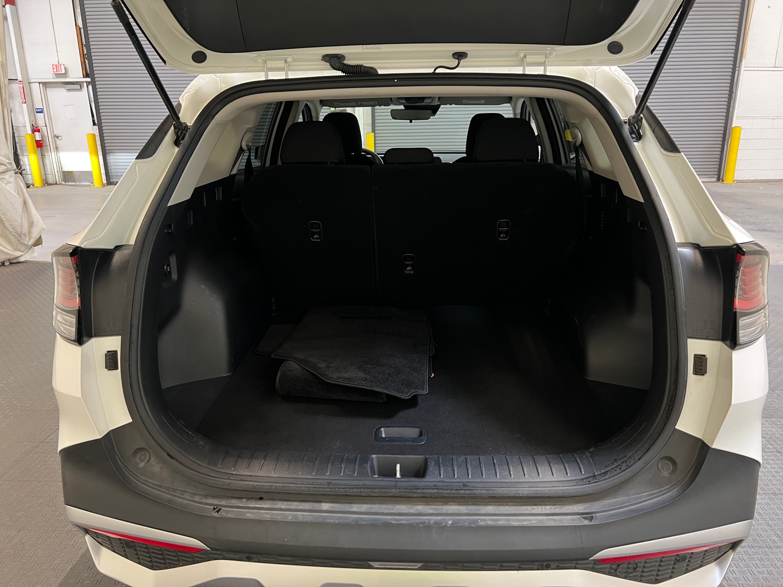 Thumbnail: 2025 Kia Sportage - 7