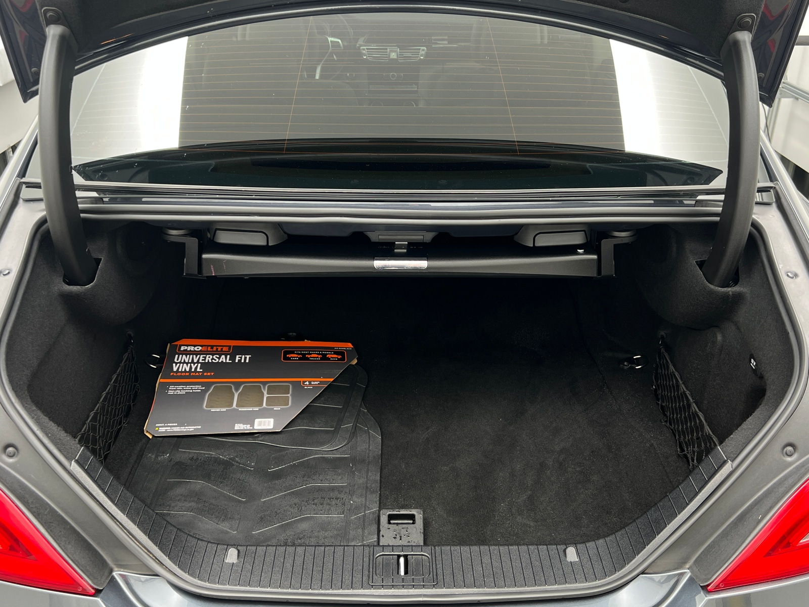 Thumbnail: 2013 Mercedes-Benz CLS - 6