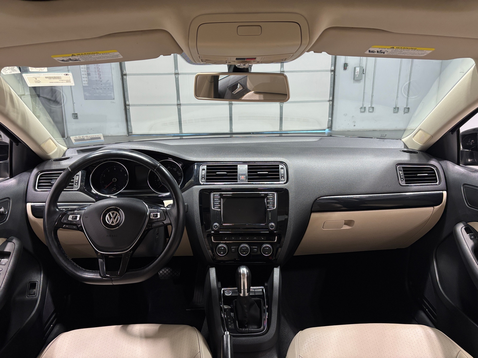 Thumbnail: 2017 Volkswagen Jetta - 2