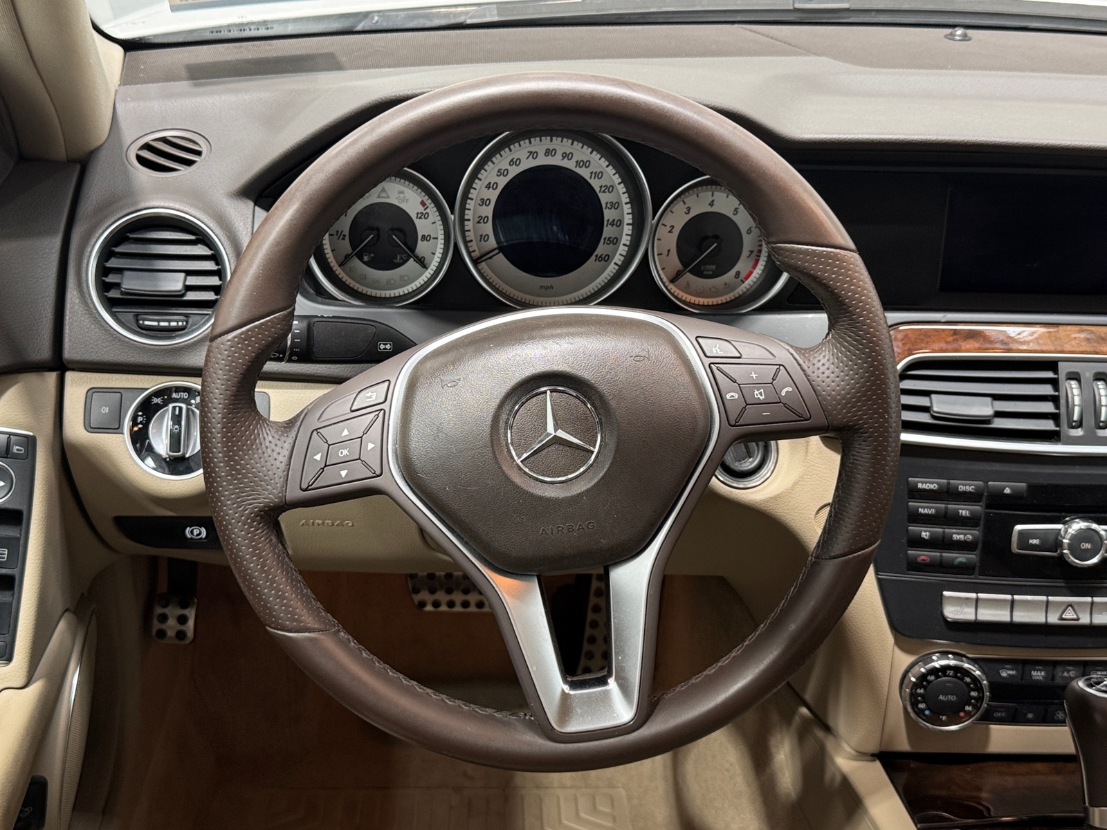 Thumbnail: 2013 Mercedes-Benz C-Class - 4