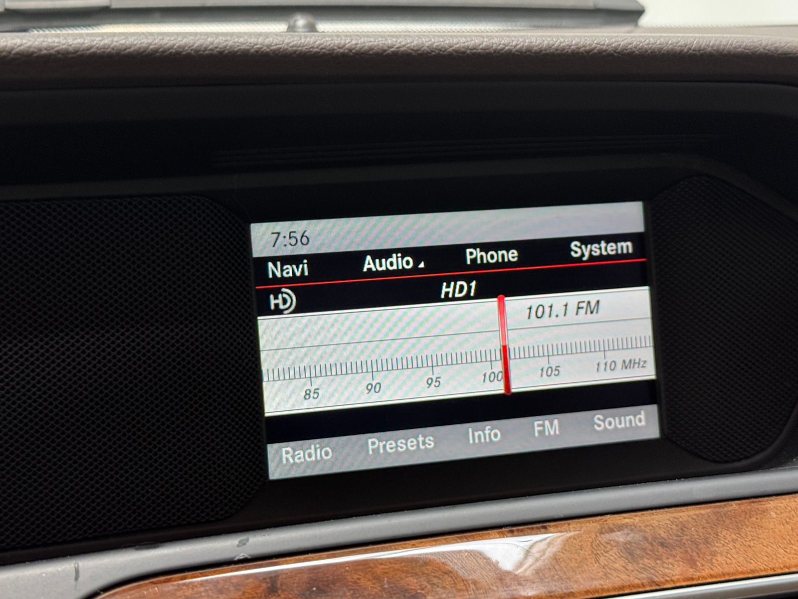 Thumbnail: 2013 Mercedes-Benz C-Class - 3