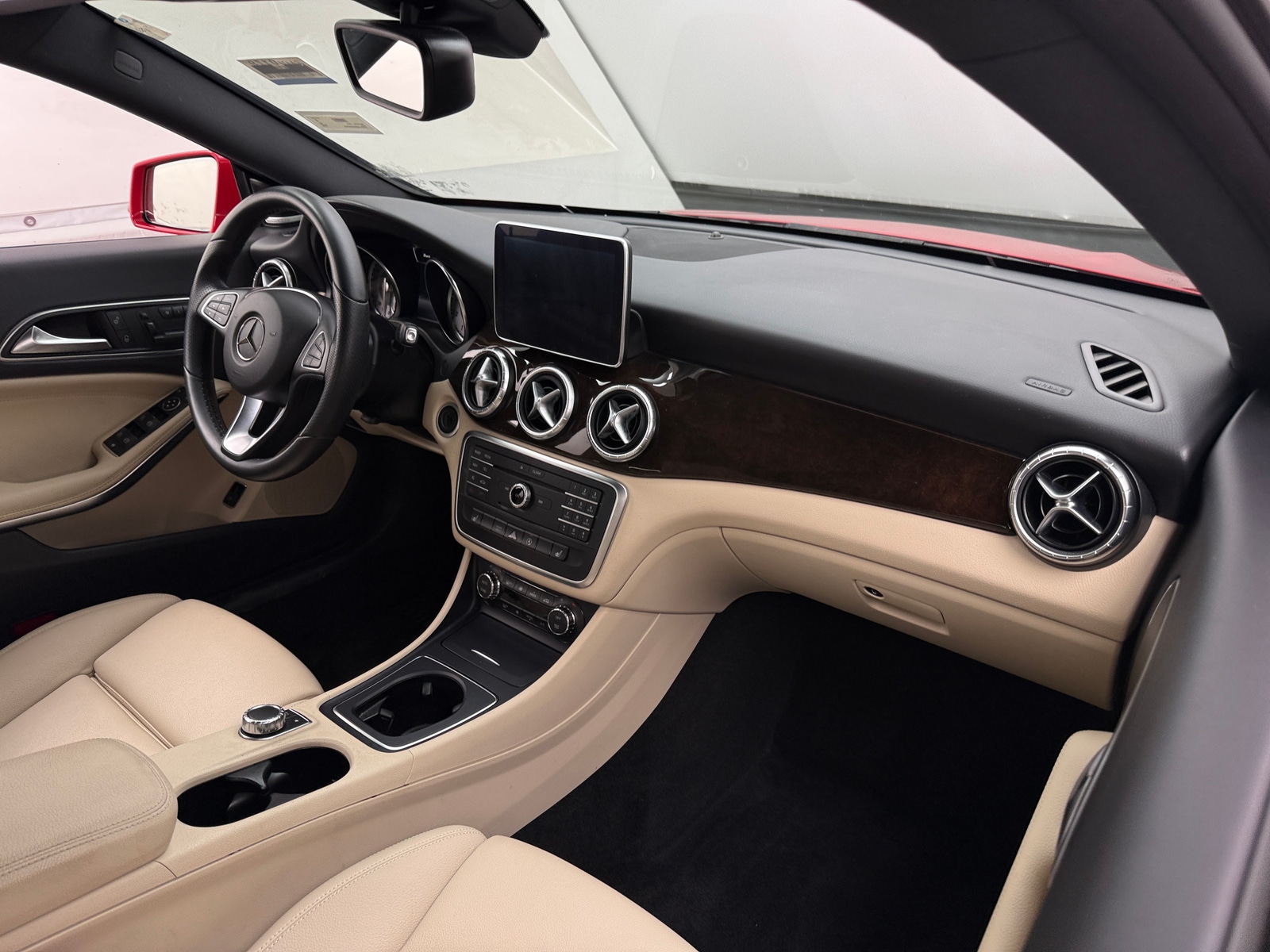 Thumbnail: 2016 Mercedes-Benz CLA - 2