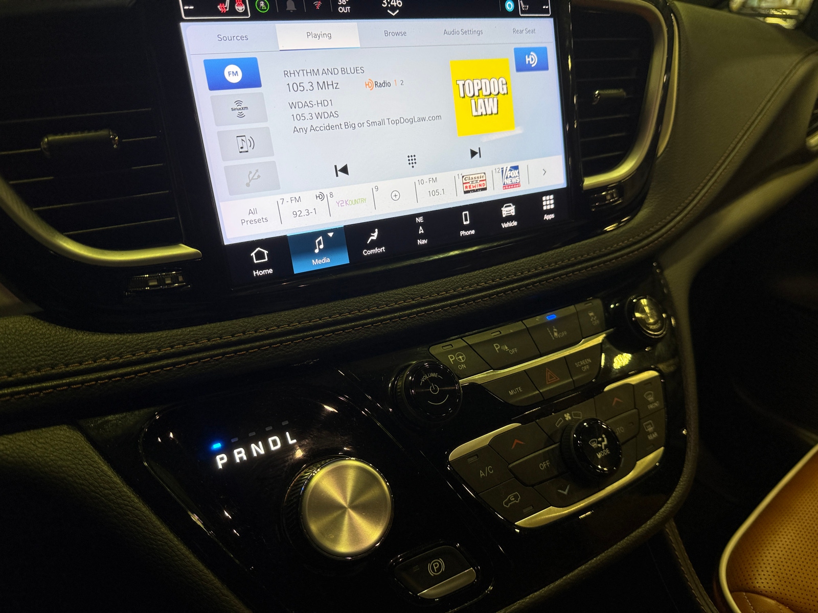 Thumbnail: 2024 Chrysler Pacifica - 4