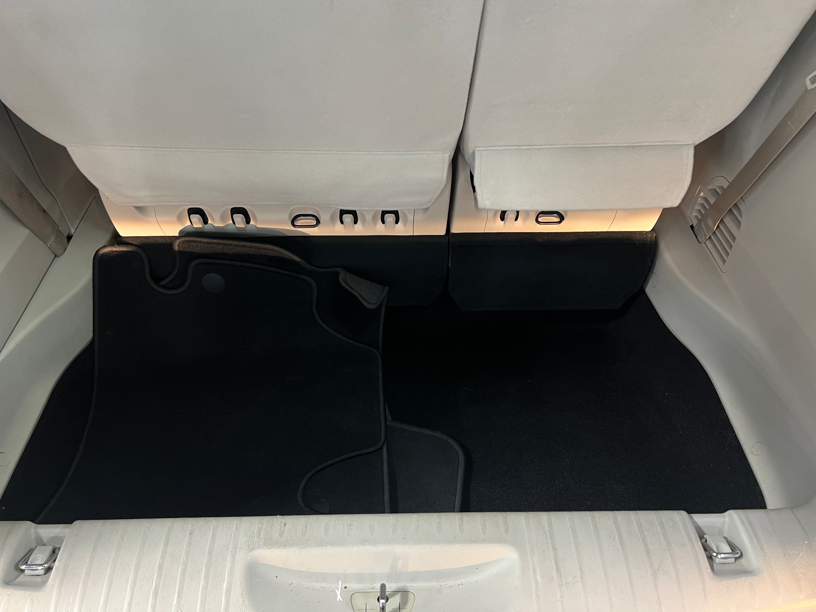 Thumbnail: 2020 Chrysler Pacifica - 6