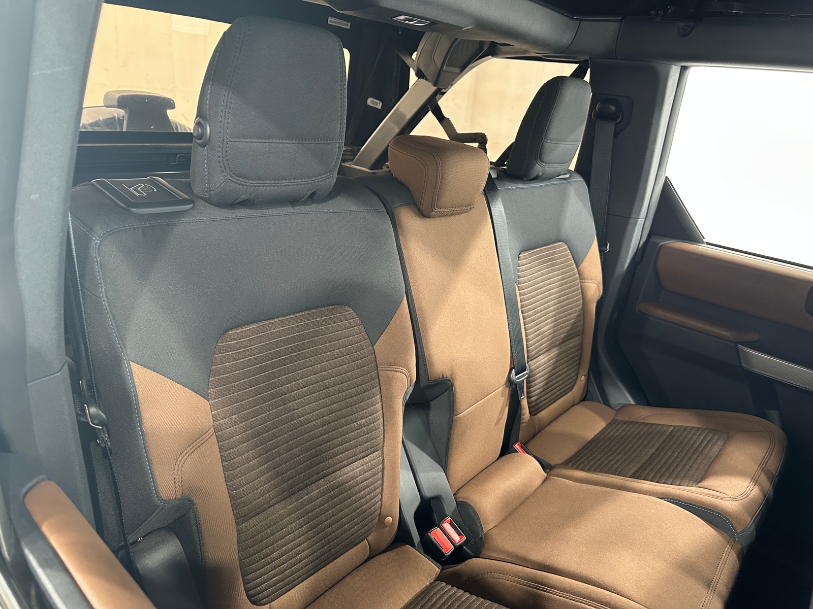 Thumbnail: 2021 Ford Bronco - 6