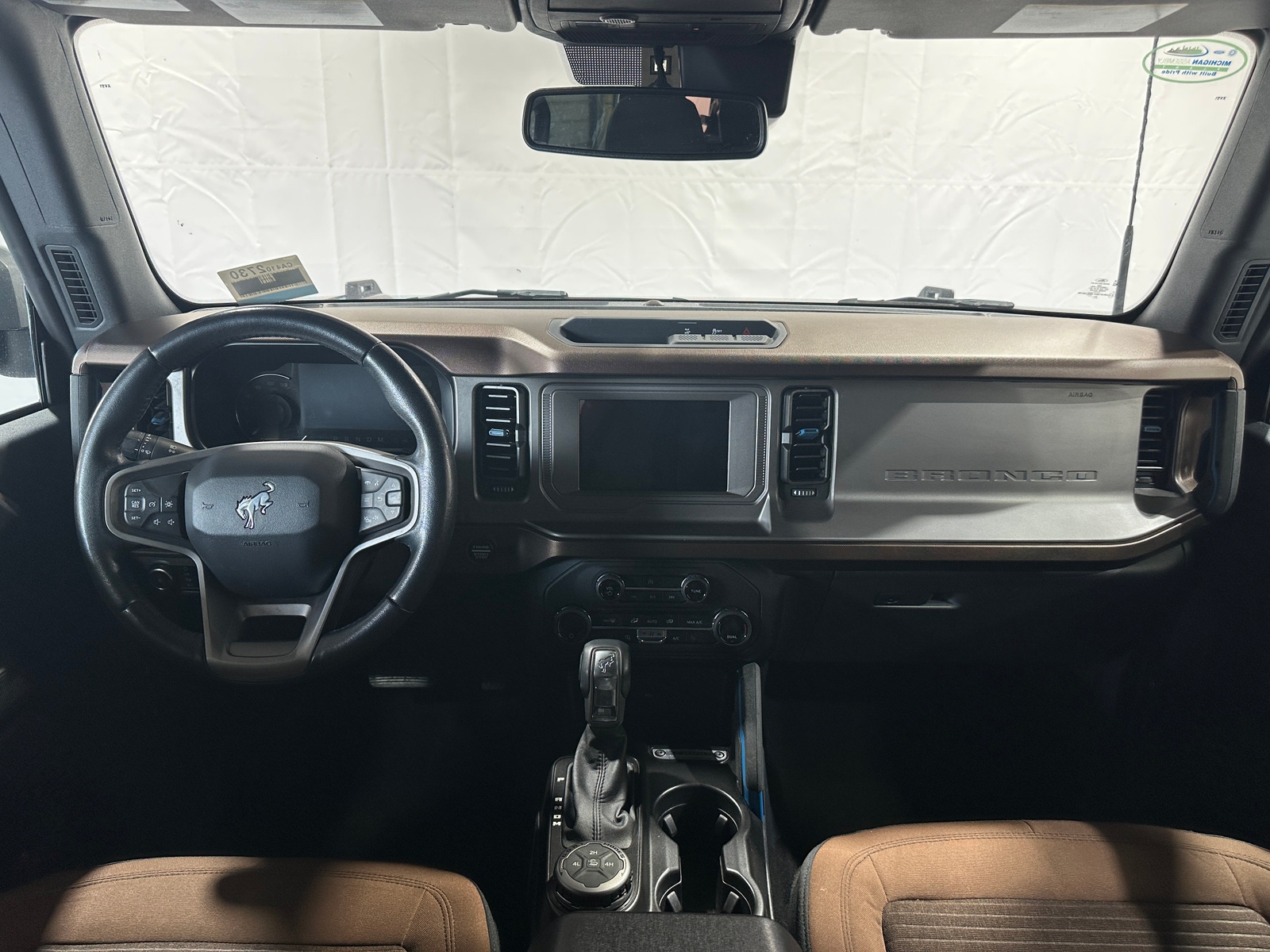 Thumbnail: 2021 Ford Bronco - 3