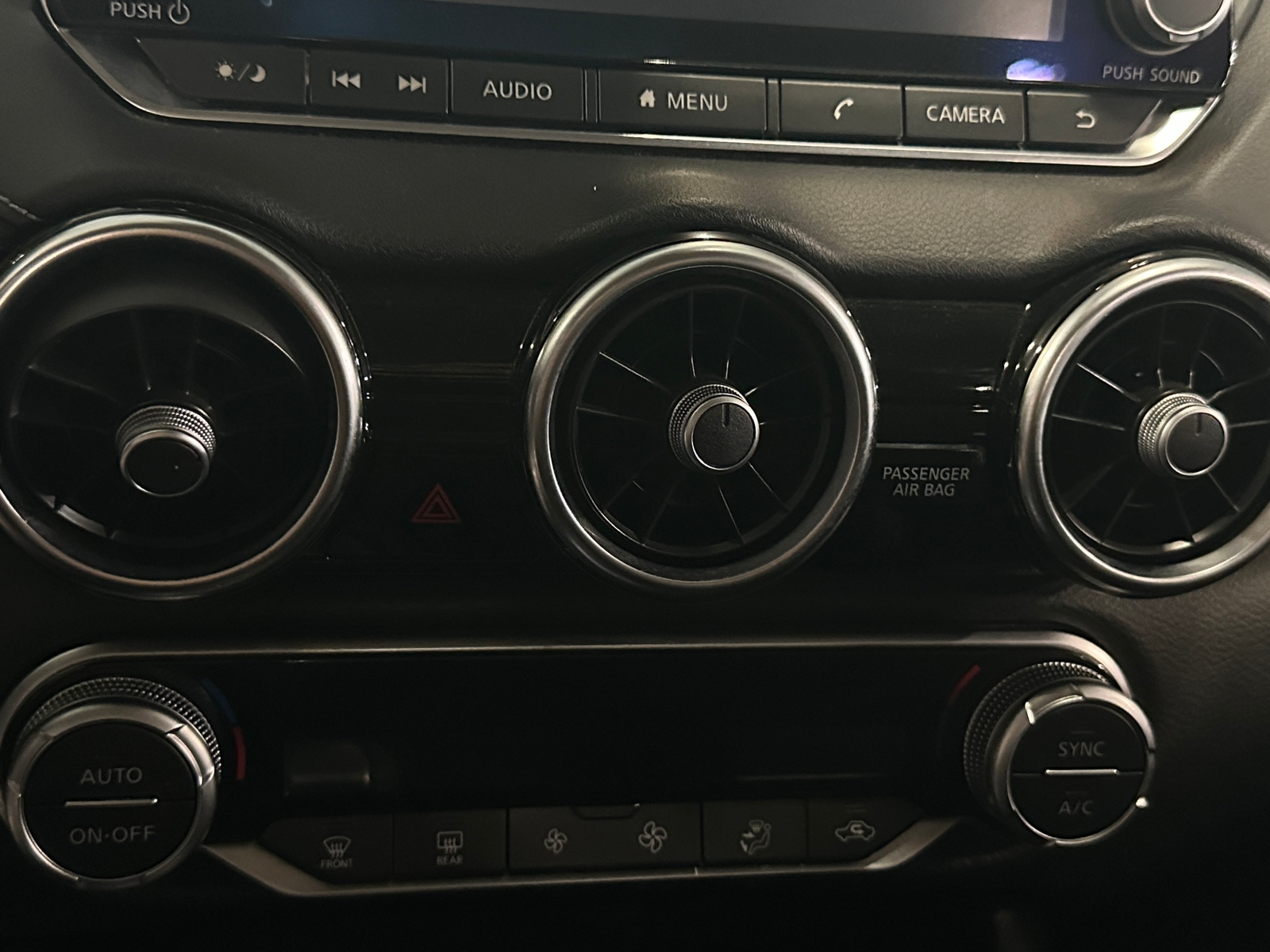 Thumbnail: 2021 Nissan Sentra - 4