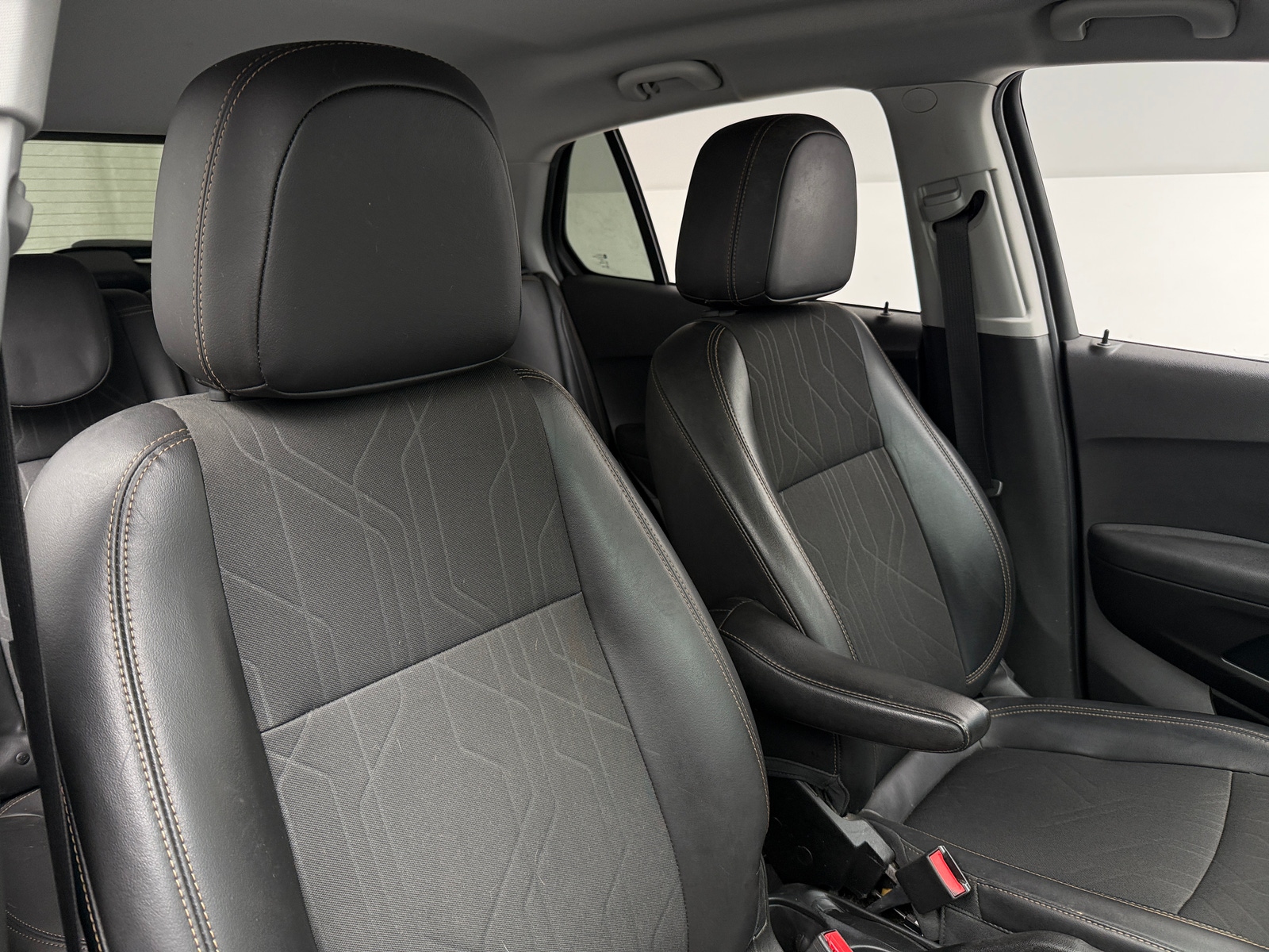 Thumbnail: 2019 Chevrolet Trax - 2